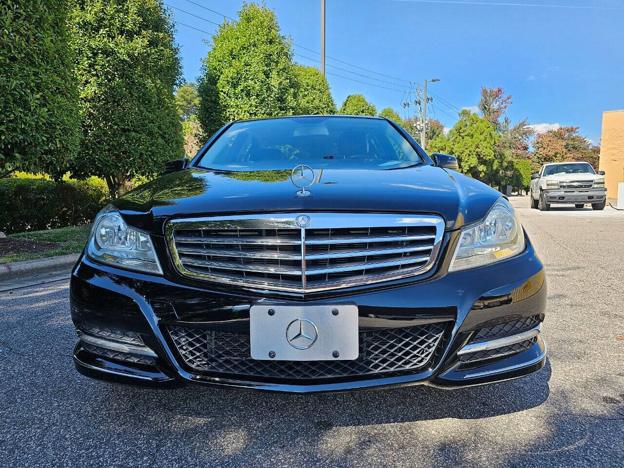 Used 2013 Mercedes-Benz C 300 4MATIC Sedan image 8