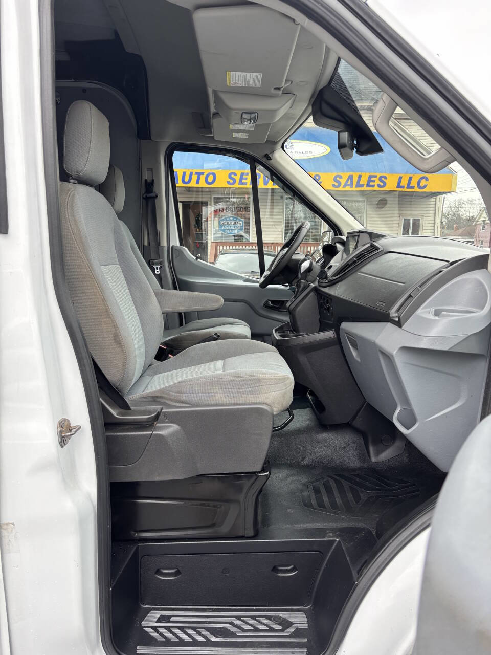 Used 2015 Ford Transit 150 148 Medium Roof image 18