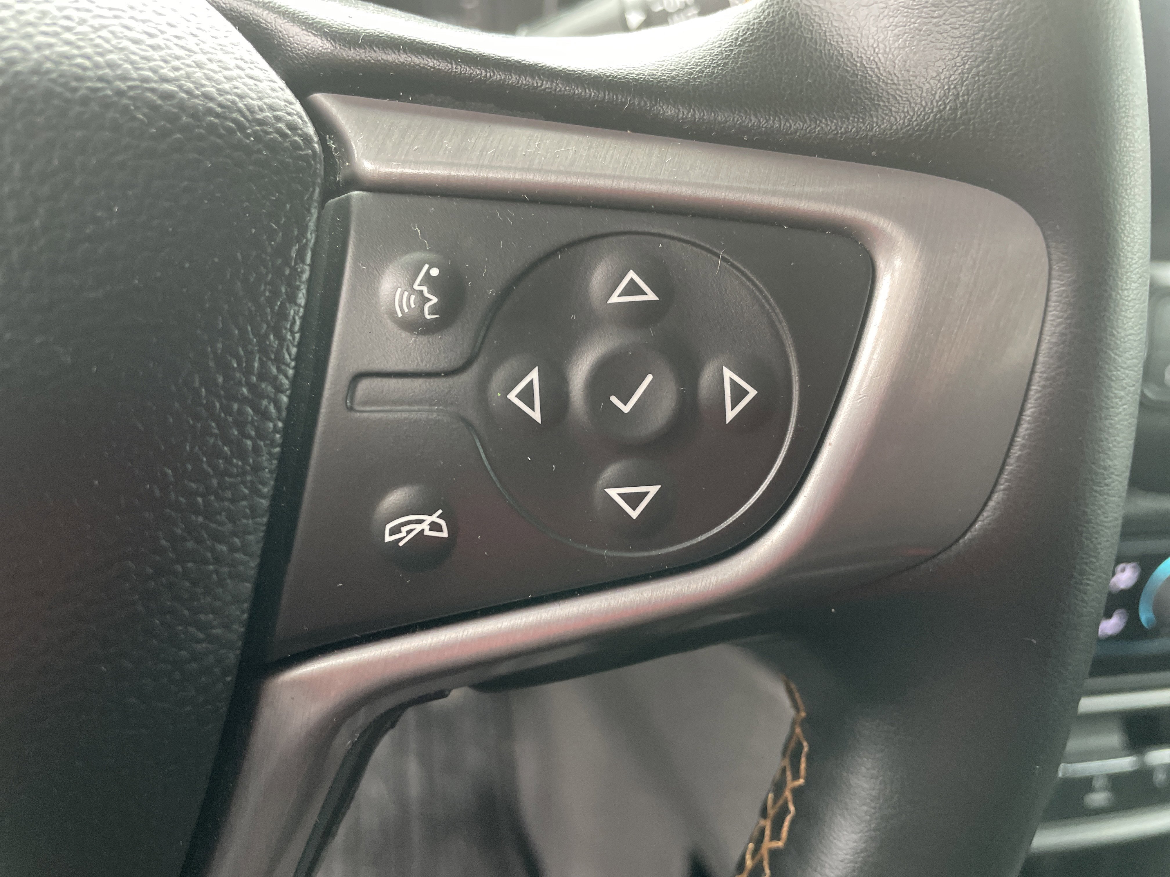 Certified 2023 GMC Terrain AT4 image 35