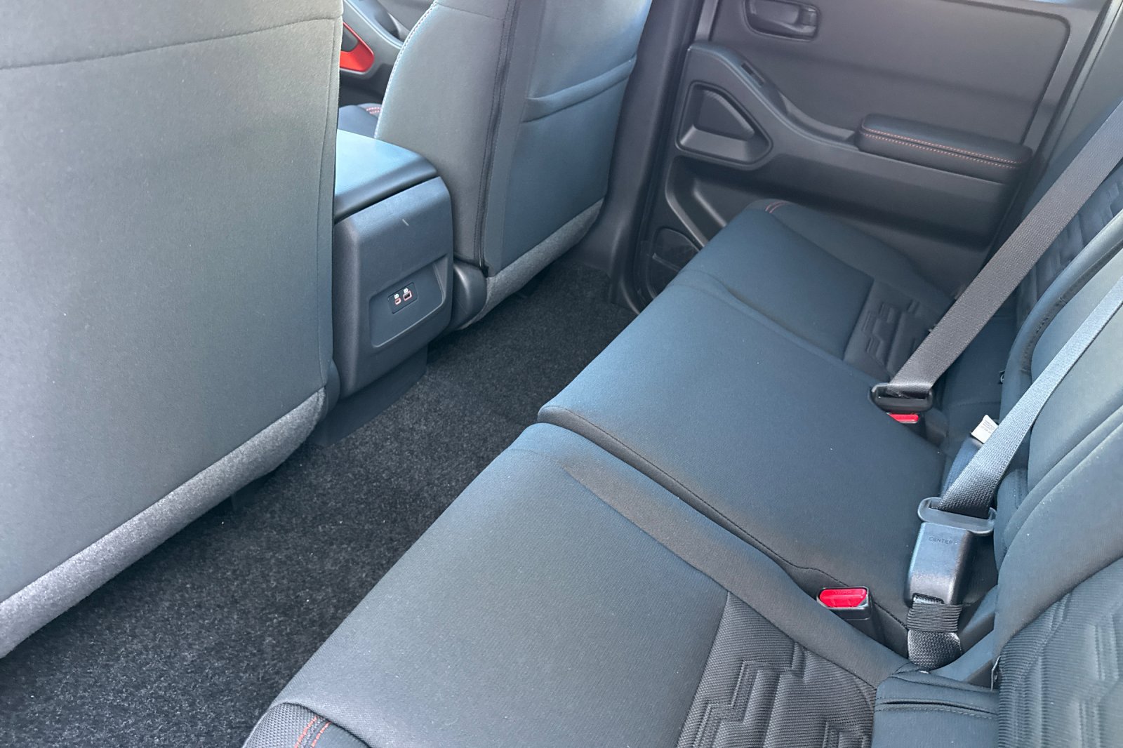 New 2026 Nissan Frontier Pro-X w/ Tow Package RWD image 9