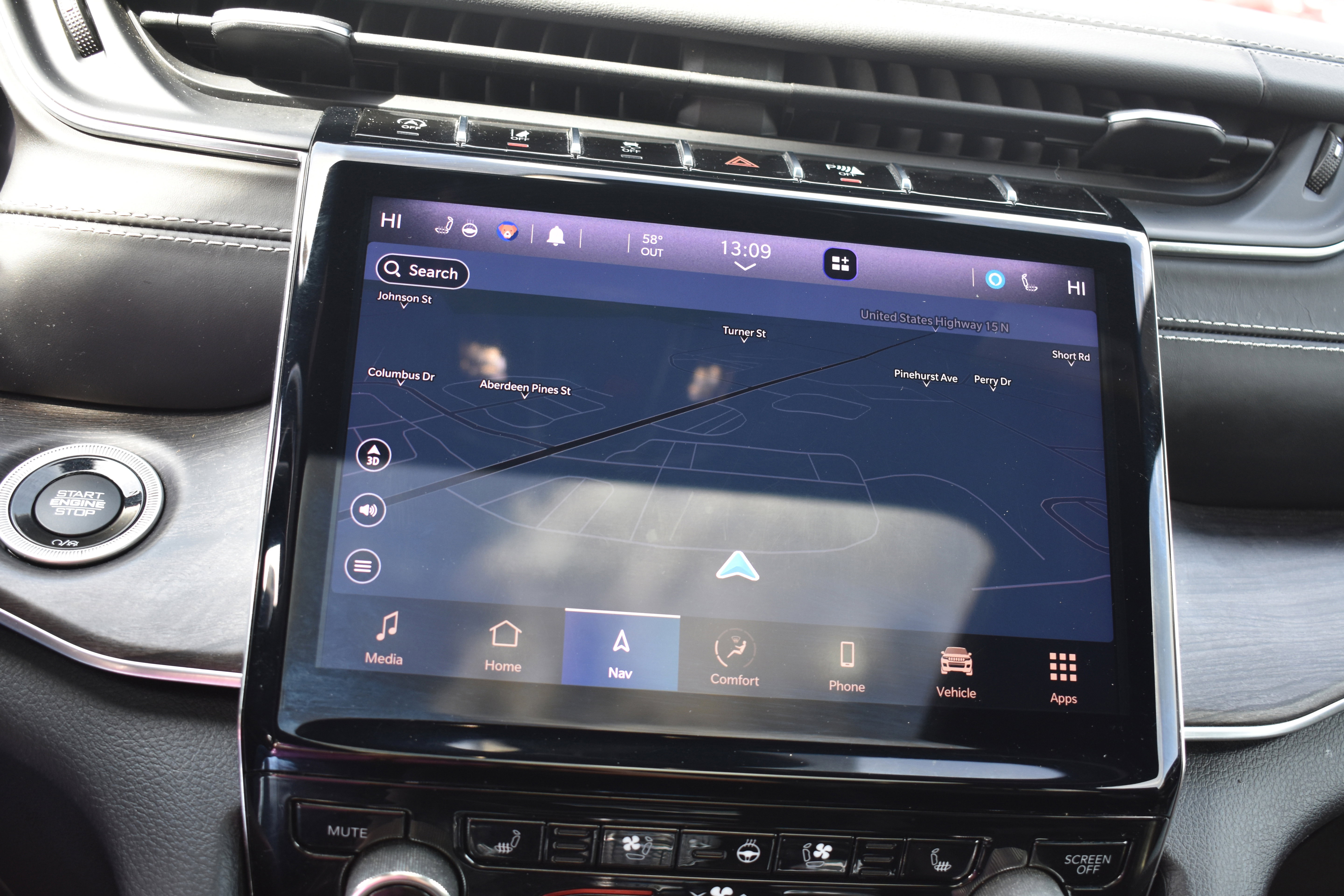 Used 2021 Jeep Grand Cherokee L Overland w/ Luxury Tech Group IV image 18