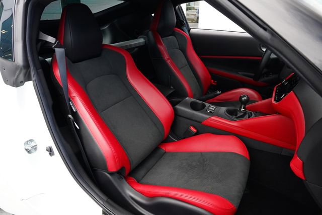 Used 2024 Nissan Z Performance w/ Floor Mat Package RWD image 17