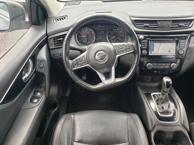 Used 2017 Nissan Rogue Sport SL image 16