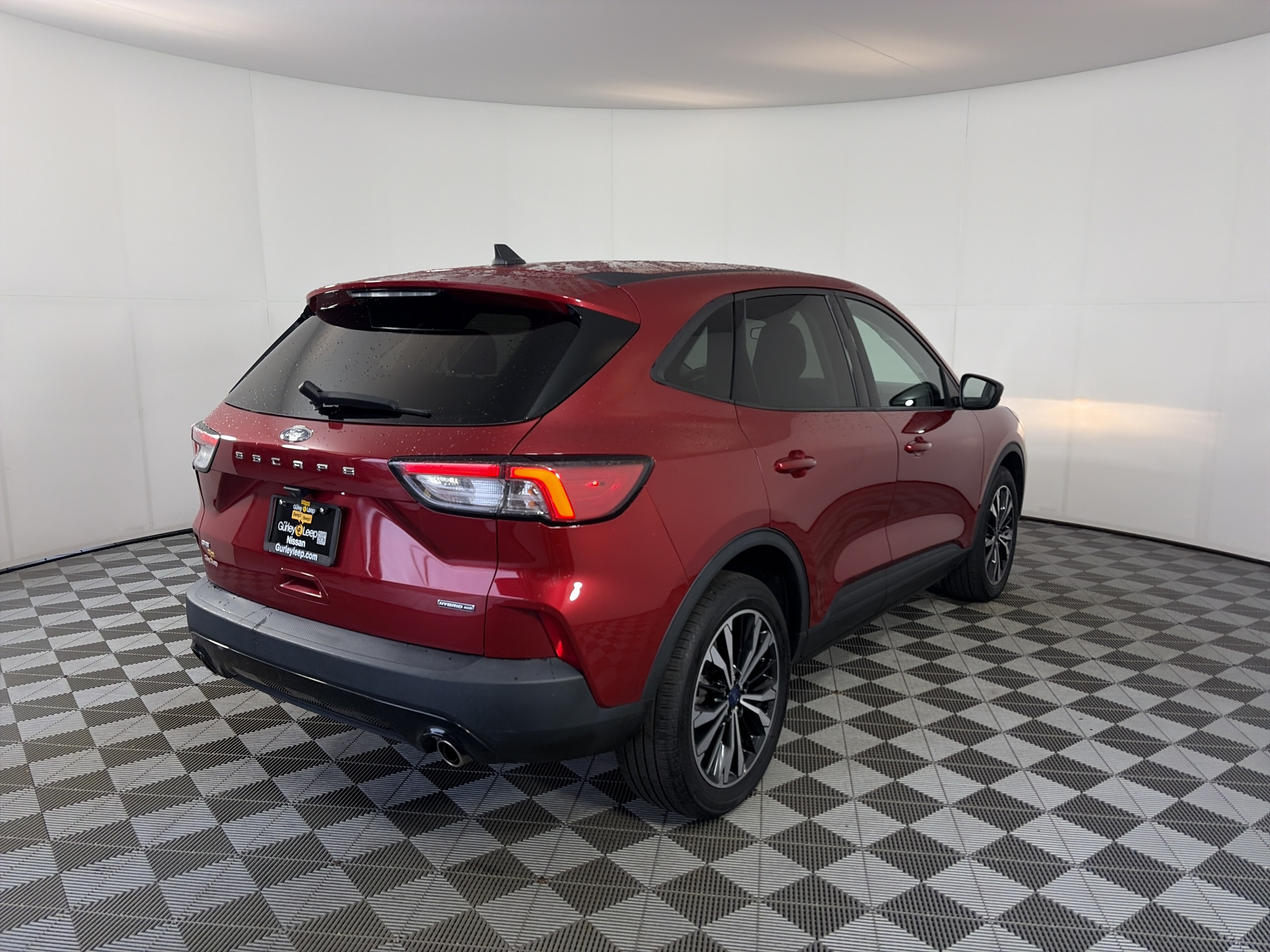 Used 2022 Ford Escape SE w/ SE Sport Appearance Package AWD/4WD image 10