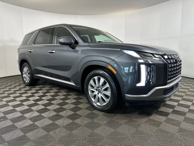 Used 2023 Hyundai Palisade SE video 2