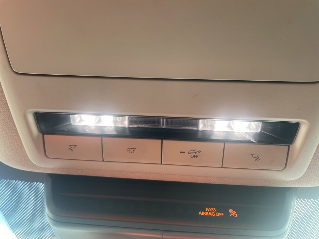 Used 2024 MAZDA MAZDA3 s image 23