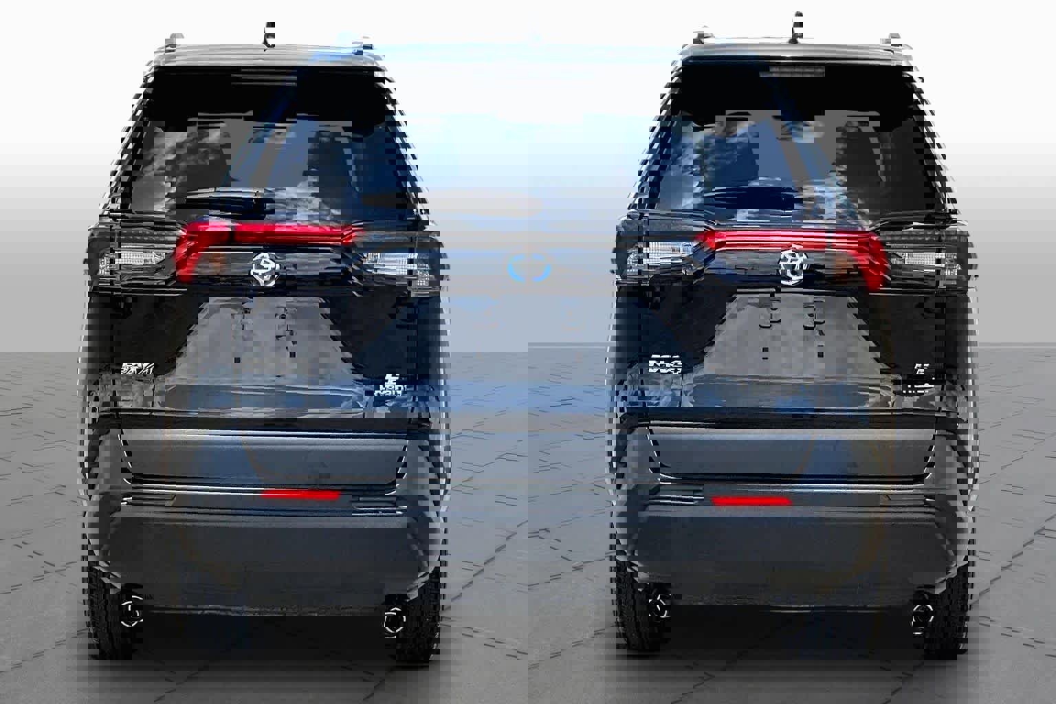 Certified 2024 Toyota RAV4 LE AWD/4WD image 5