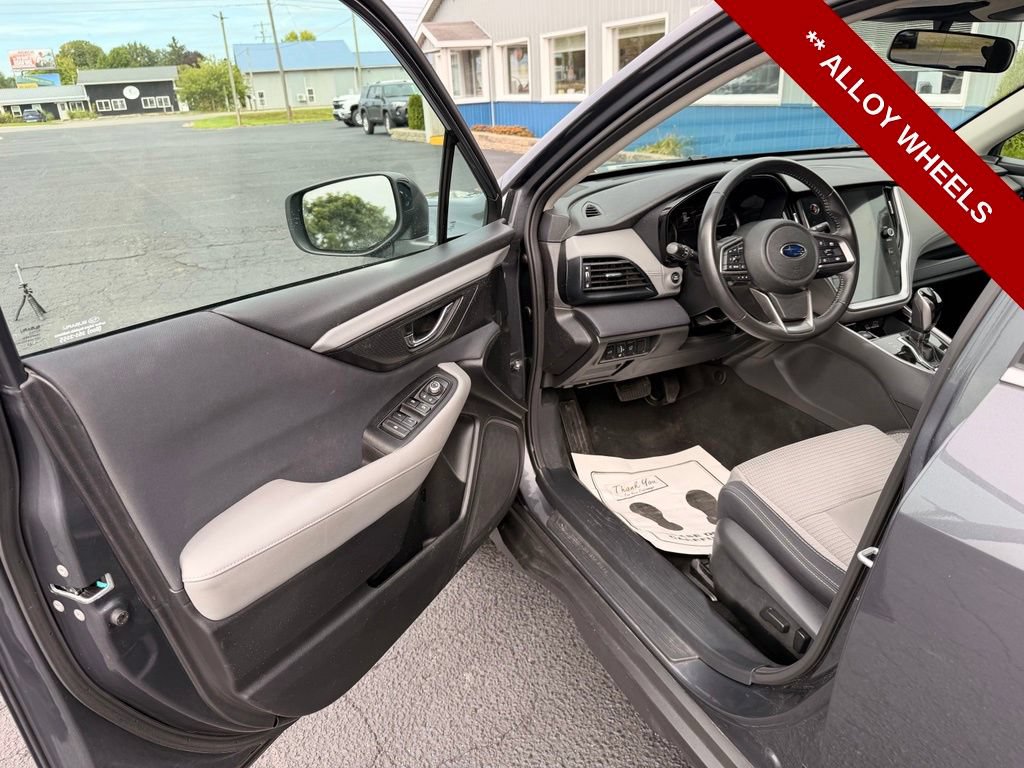 Used 2023 Subaru Outback Premium AWD/4WD image 12