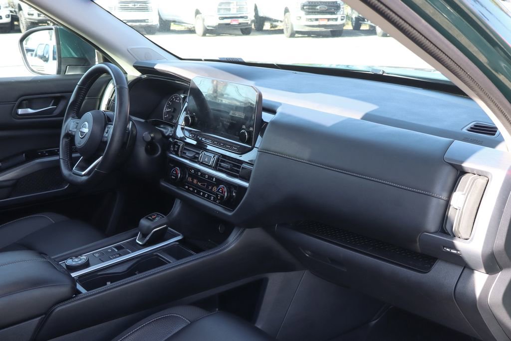 Used 2025 Nissan Pathfinder SL w/ SL Premium Package image 41