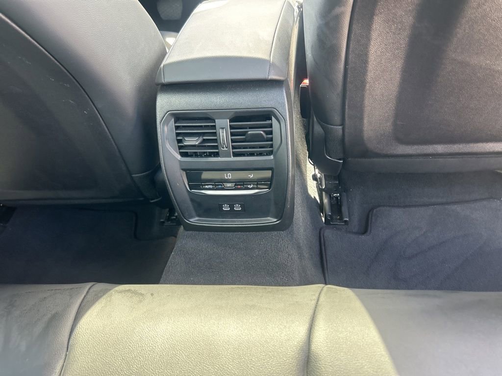 Used 2025 BMW 330i xDrive Sedan image 28