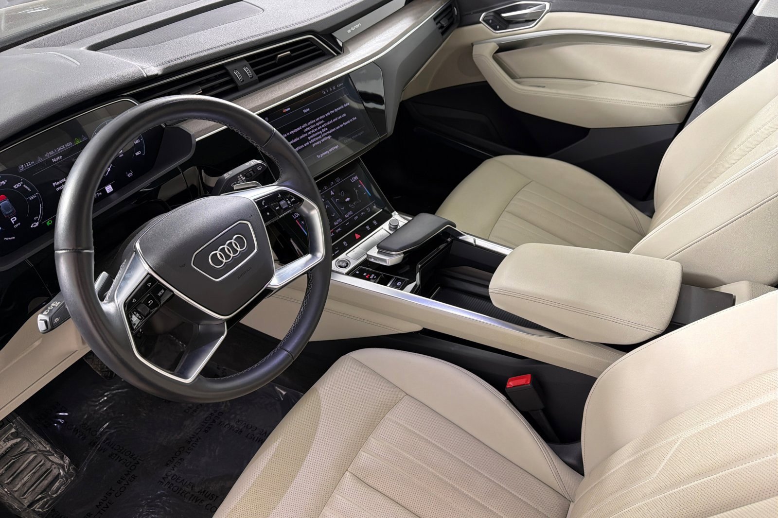 Certified 2023 Audi e-tron Premium Plus AWD/4WD image 9