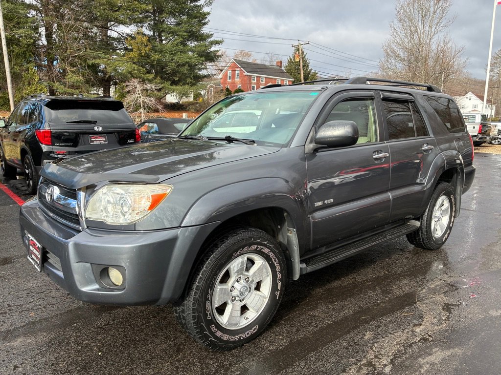 Used 2007 Toyota 4Runner SR5 image 2
