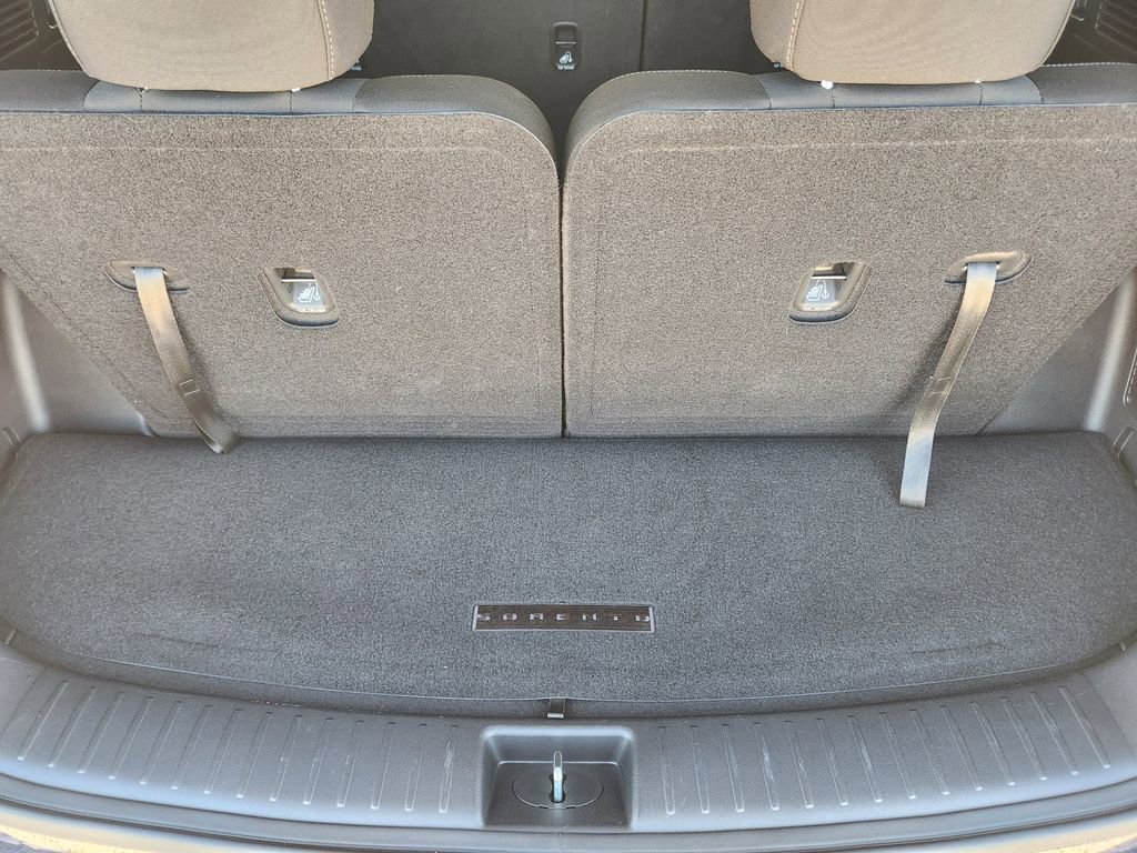 New 2025 Kia Sorento LX image 23