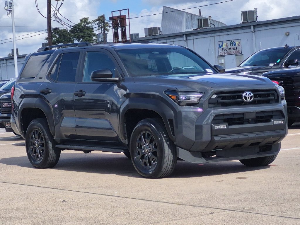 Certified 2025 Toyota 4Runner SR5 AWD/4WD image 8