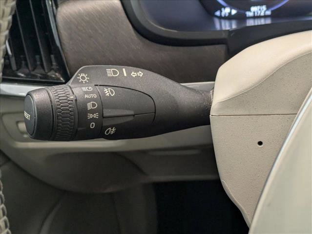 Used 2018 Volvo V90 T6 Cross Country w/ Convenience Package image 14