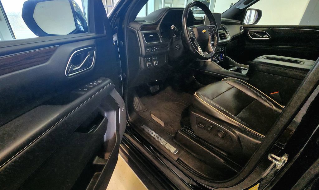 Used 2021 Chevrolet Tahoe Premier AWD/4WD image 9
