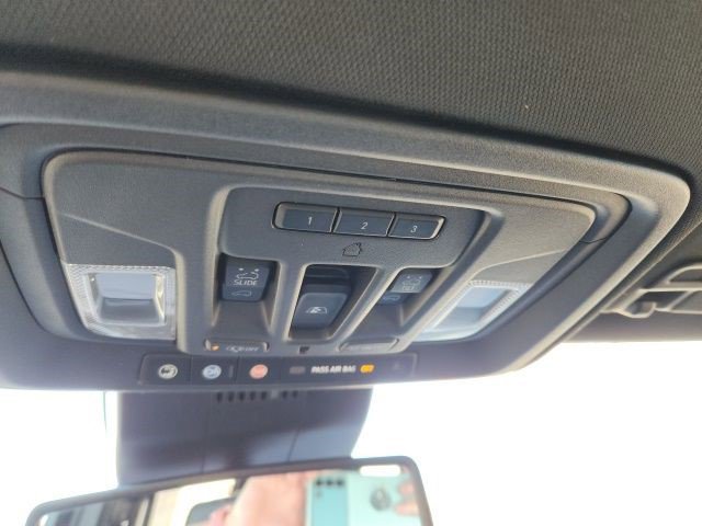 Certified 2022 Chevrolet Silverado 1500 High Country w/ High Country Premium Package image 15