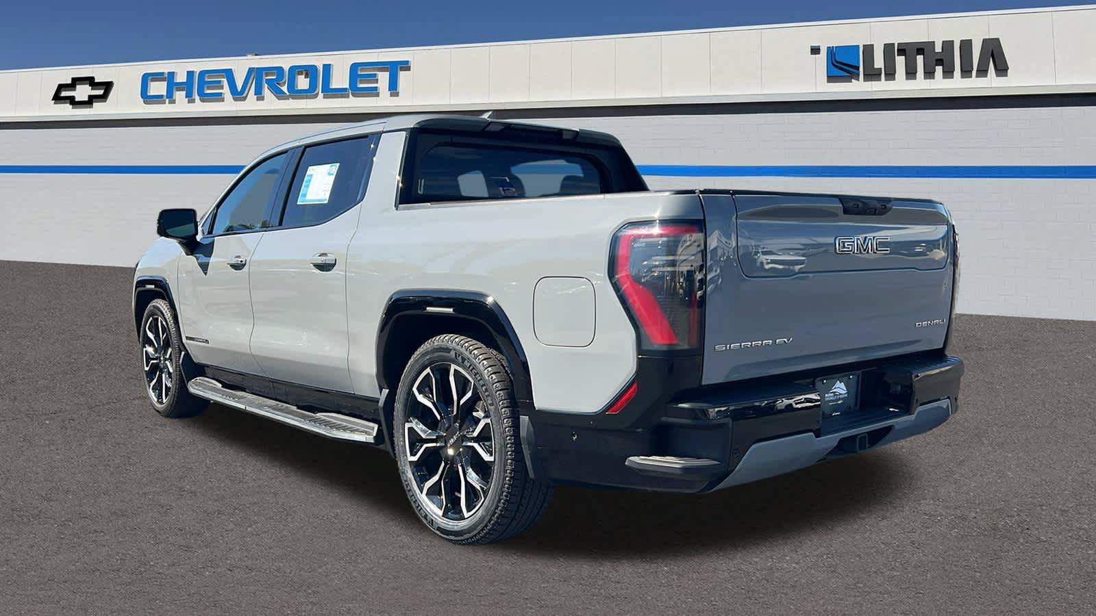 Certified 2024 GMC Sierra EV Denali AWD/4WD image 7