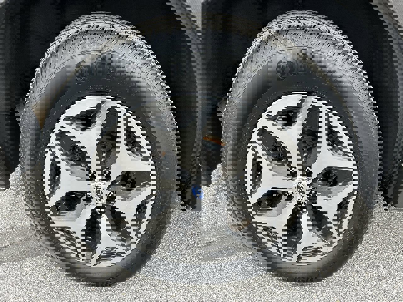 Used 2022 Subaru Forester Premium image 9