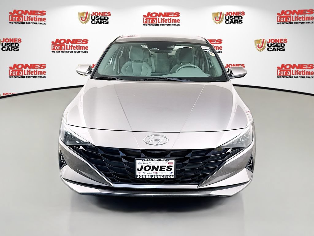 Used 2023 Hyundai Elantra SEL w/ Cargo Package FWD image 11