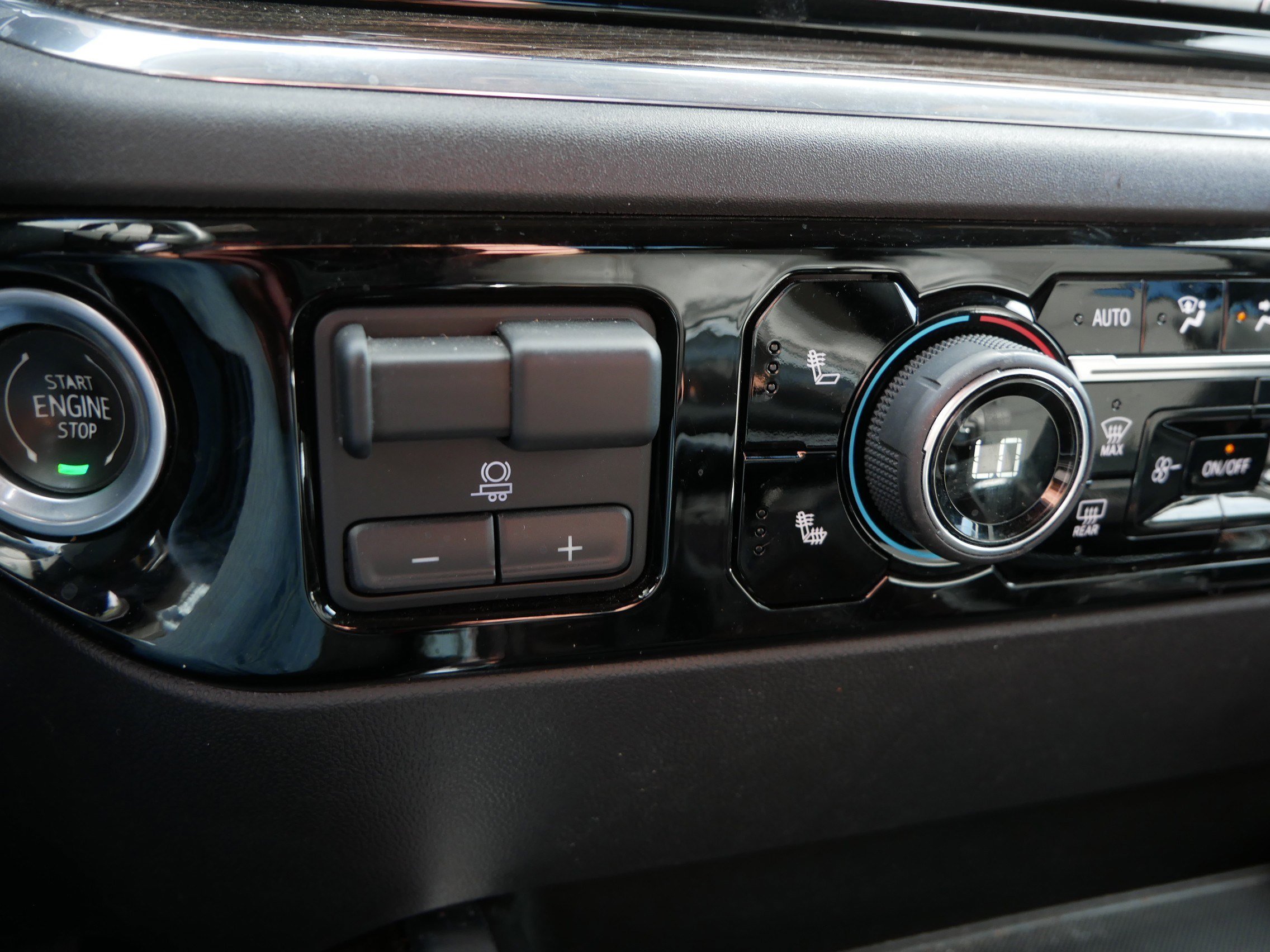 Used 2023 Chevrolet Silverado 1500 LT Trail Boss w/ Convenience Package II image 29