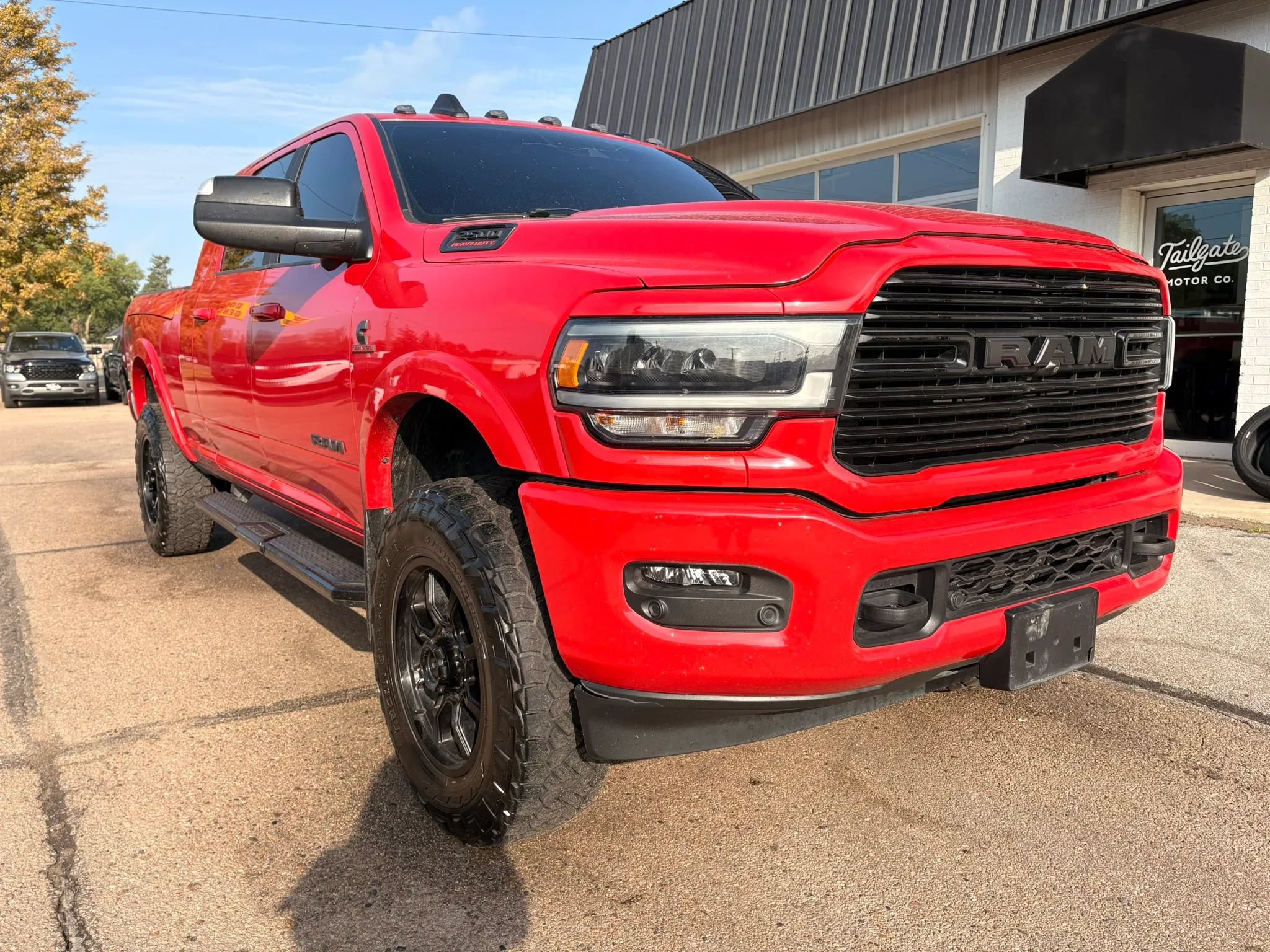 Used 2021 RAM 2500 Laramie AWD/4WD image 2