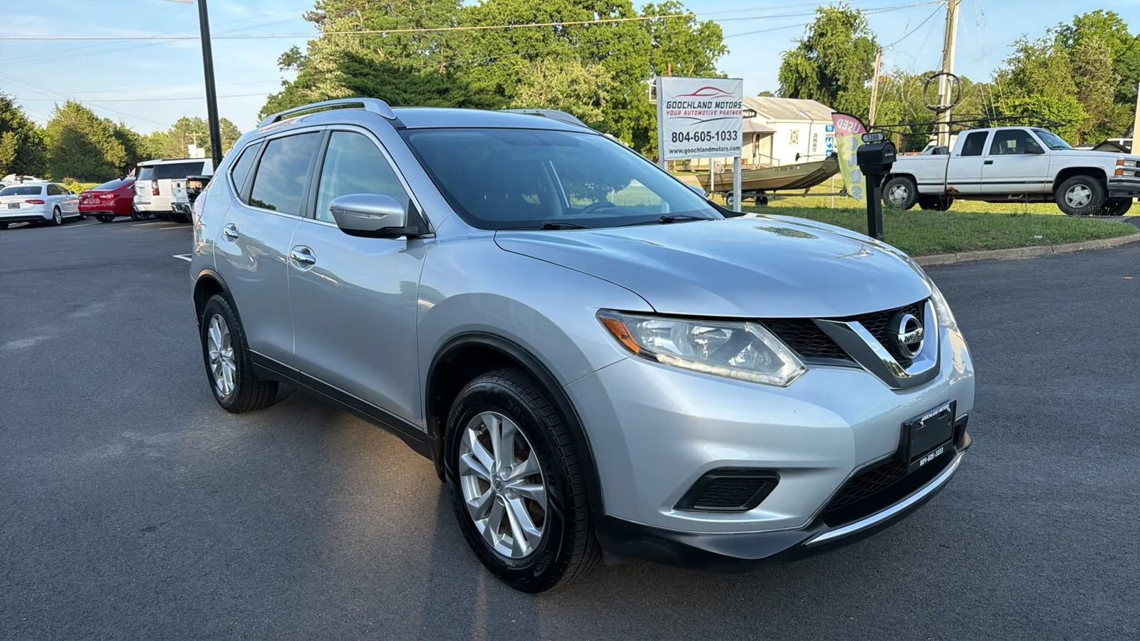 Used 2015 Nissan Rogue SV AWD/4WD image 9