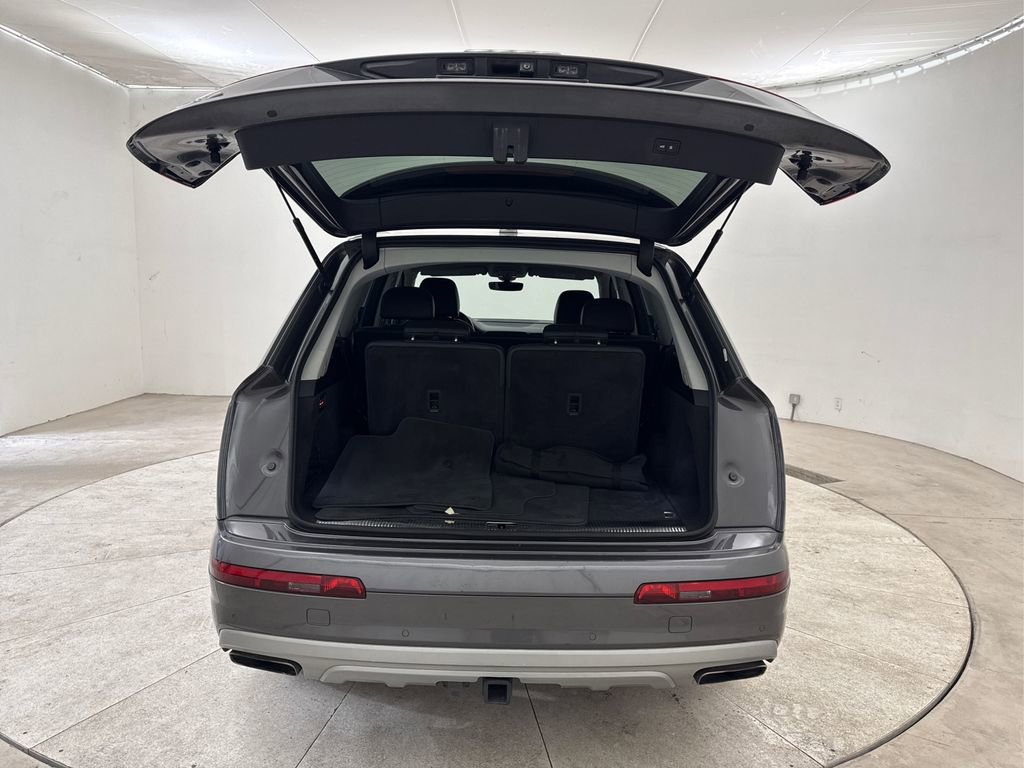 Used 2019 Audi Q7 2.0T Premium Plus w/ Premium Plus Package AWD/4WD image 23