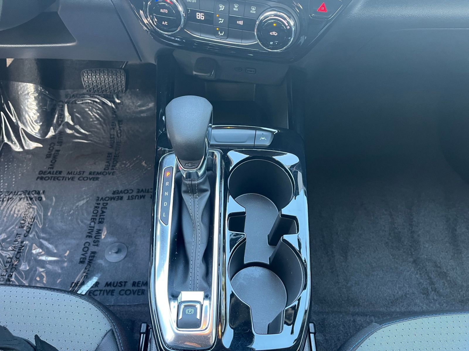 Used 2025 Chevrolet Trax LT image 39