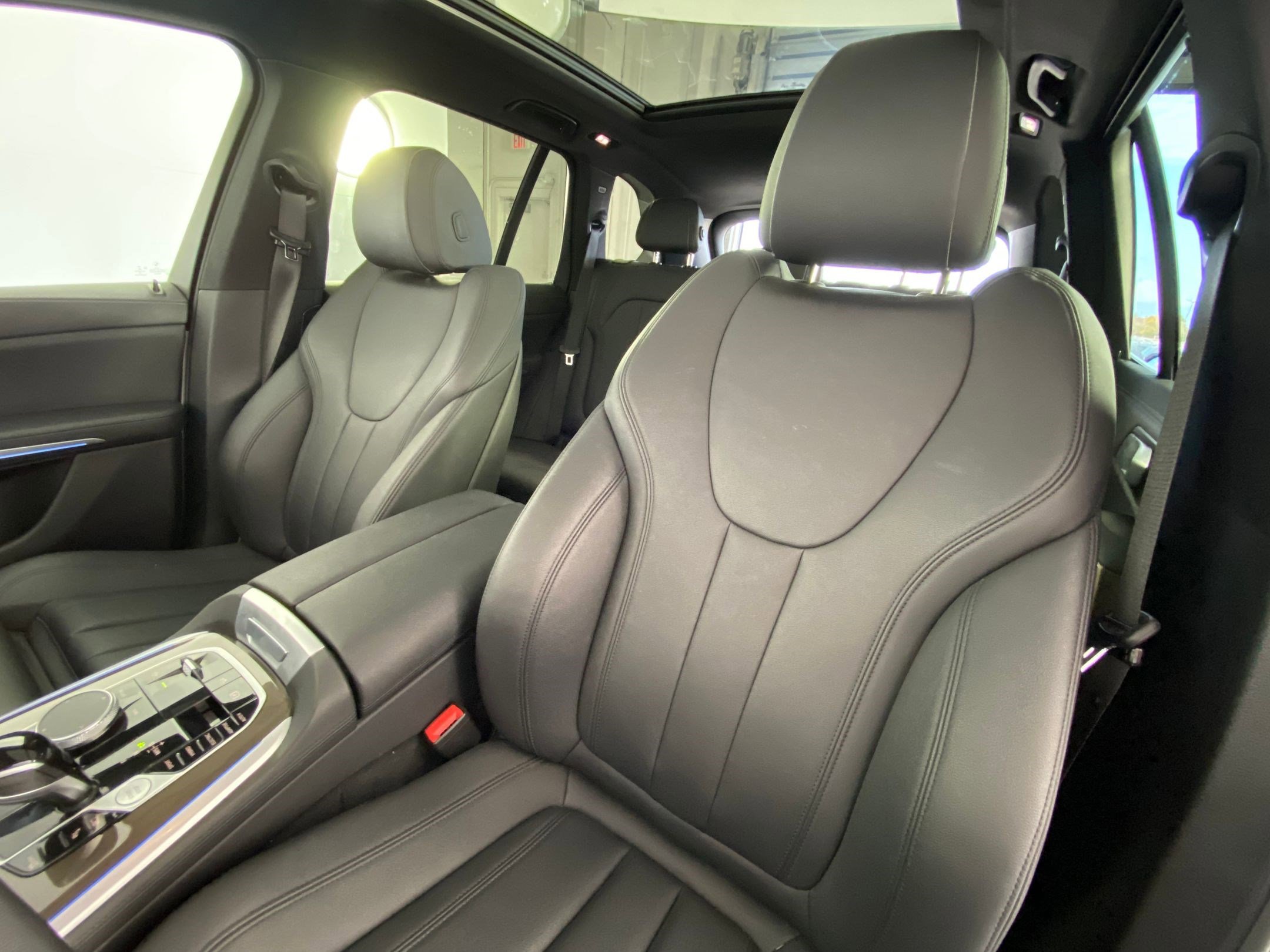 Used 2022 BMW X5 xDrive45e w/ Premium Package image 23