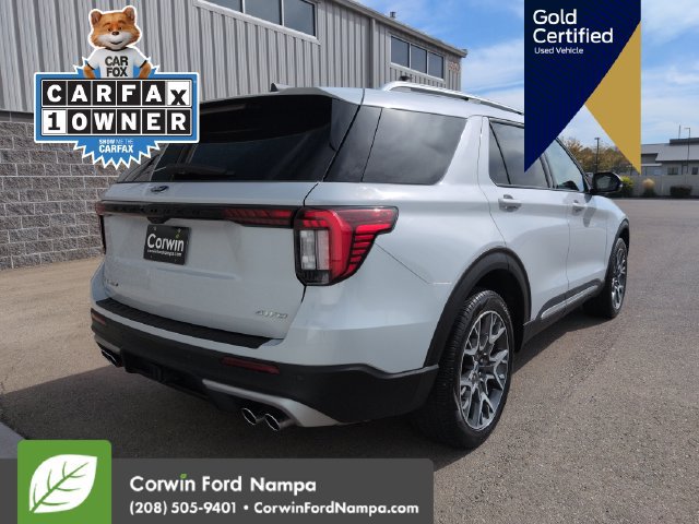 Used 2025 Ford Explorer Platinum w/ Ultimate Package AWD/4WD image 3