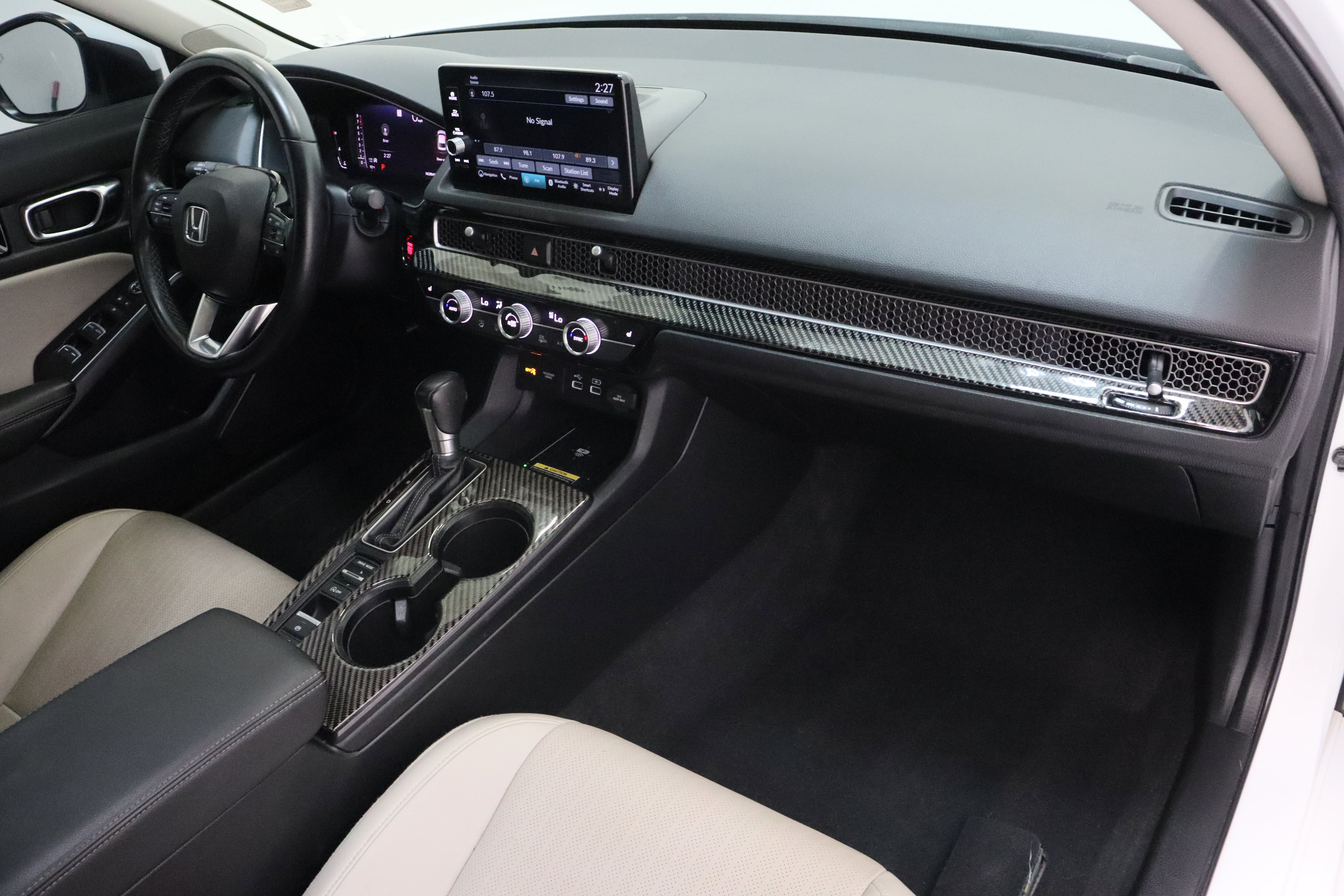 Used 2022 Honda Civic Touring image 37