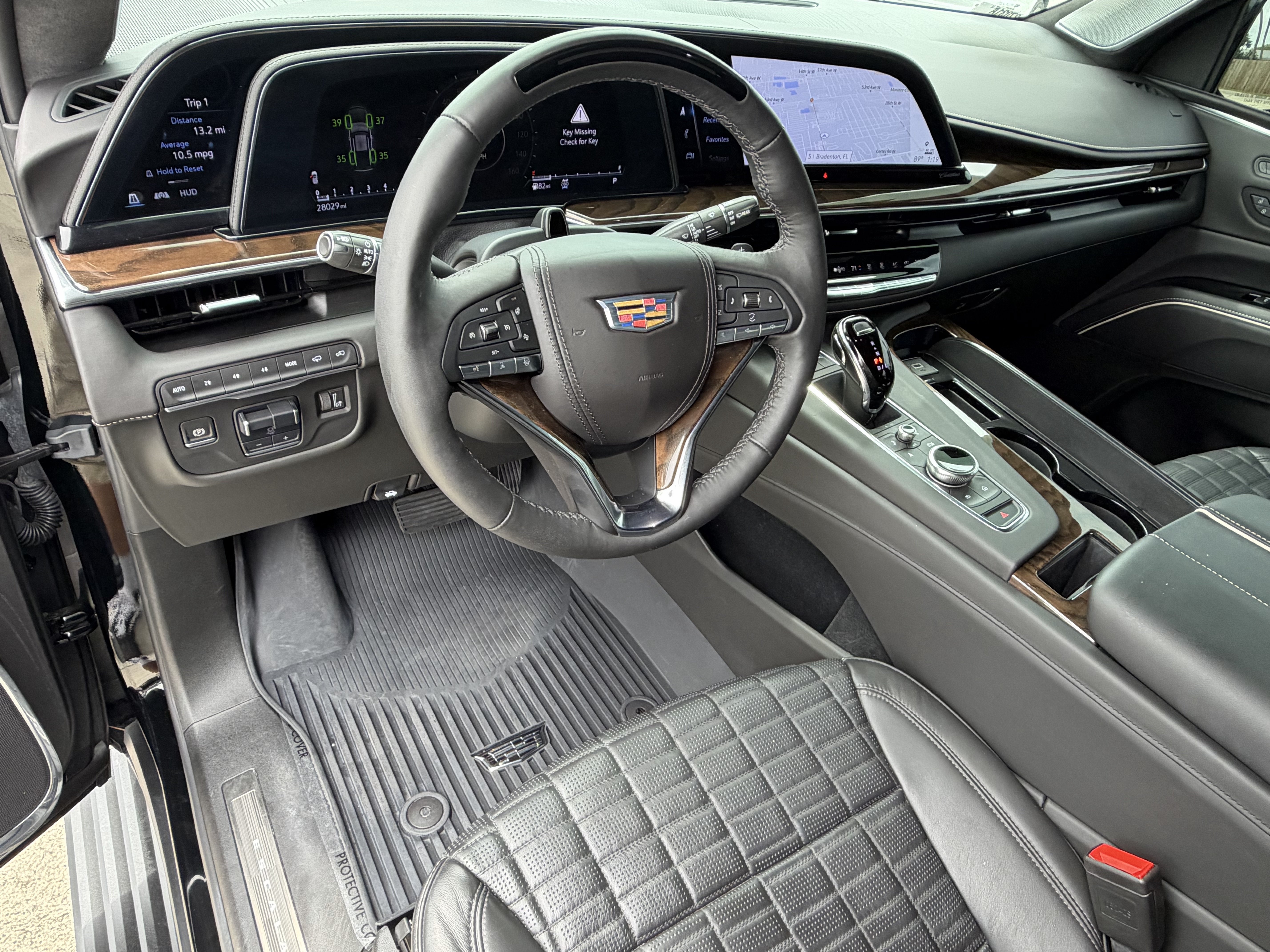Certified 2024 Cadillac Escalade Sport Platinum w/ LPO, ONYX Package AWD/4WD image 14
