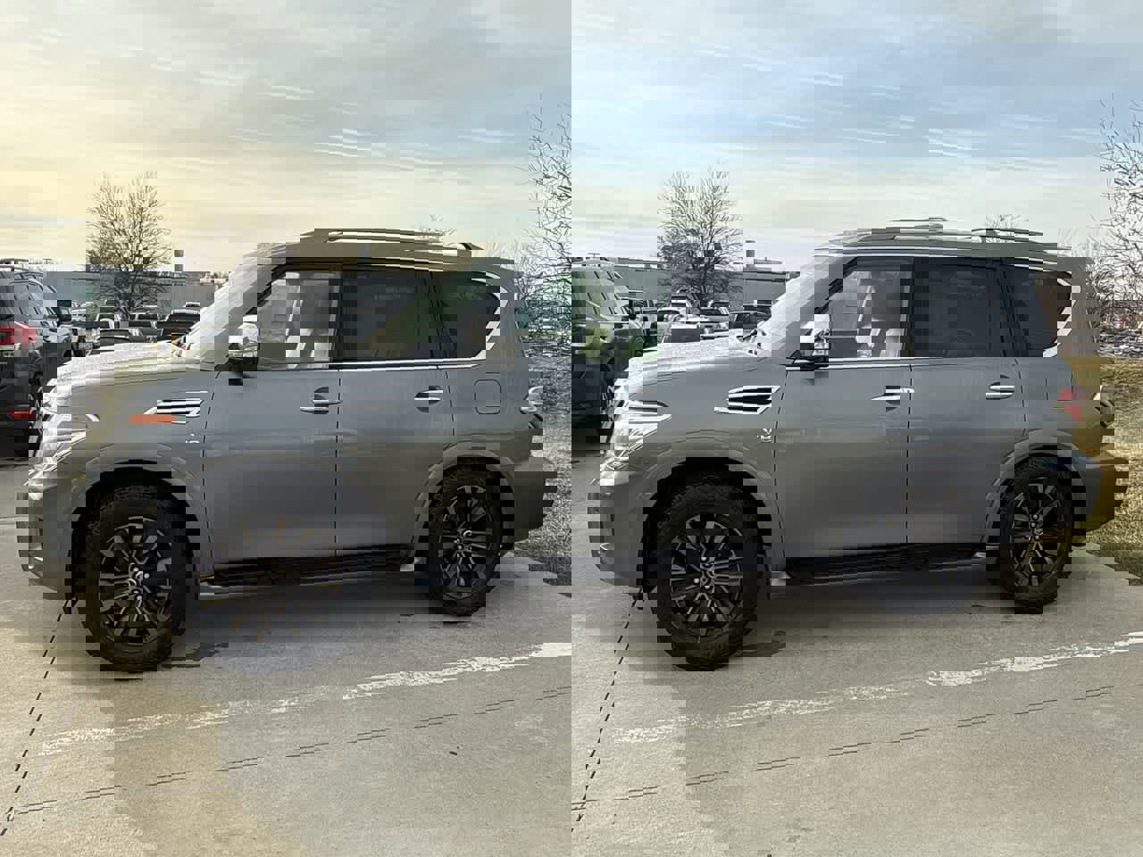 Used 2017 Nissan Armada Platinum image 3