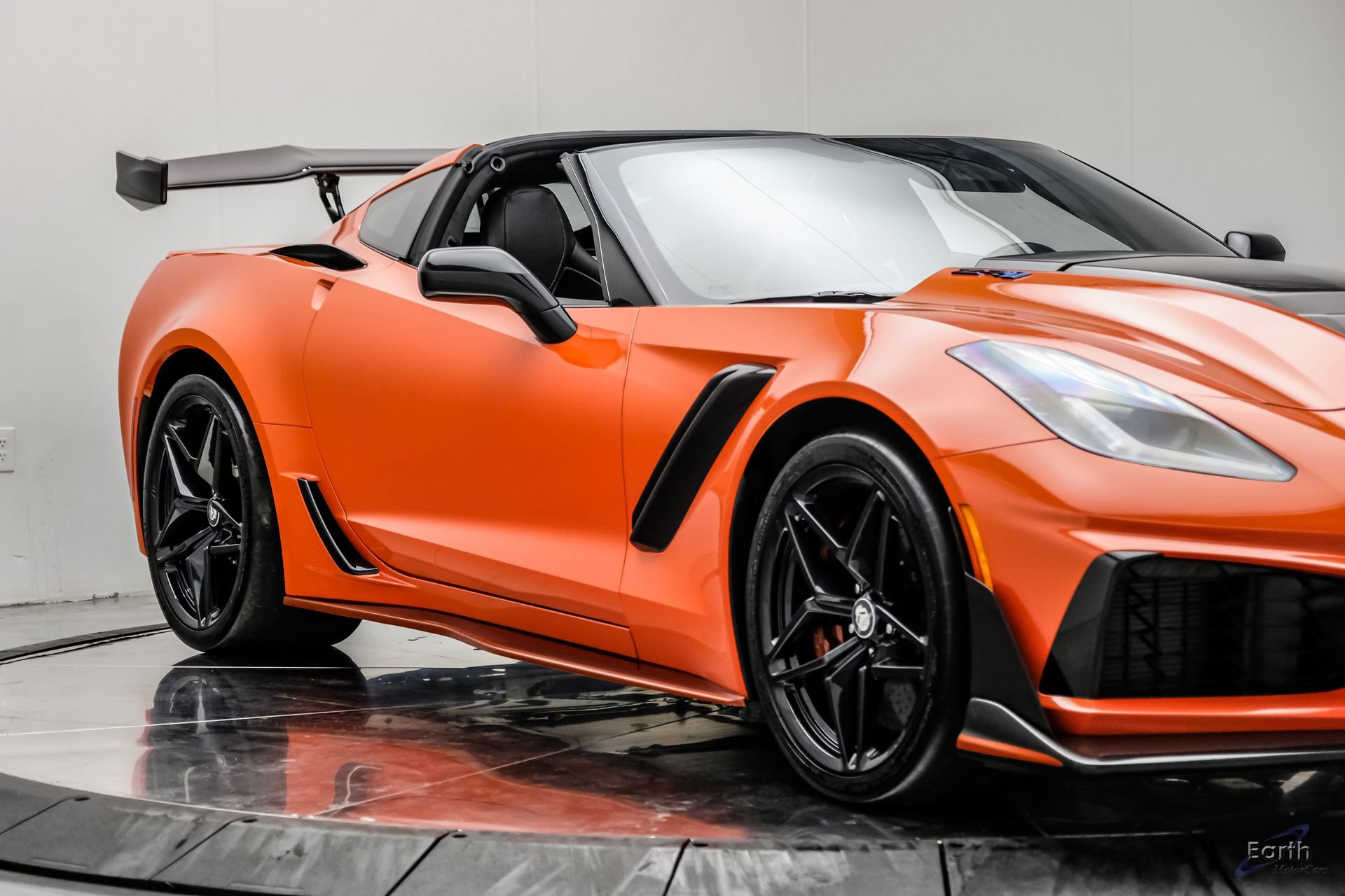 Used 2019 Chevrolet Corvette ZR1 RWD image 35