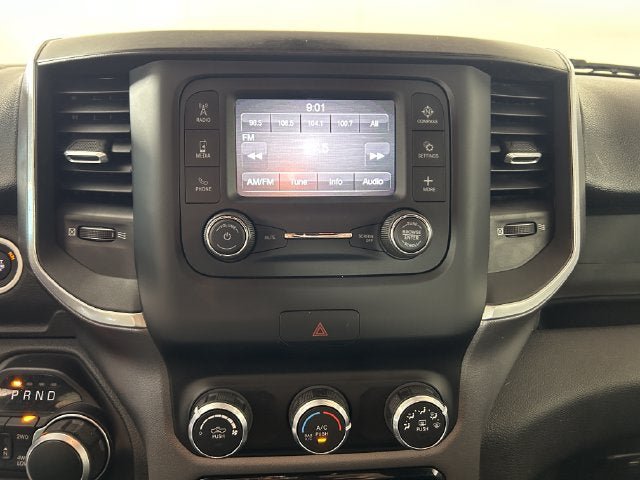 Used 2023 RAM 1500 Big Horn AWD/4WD image 30