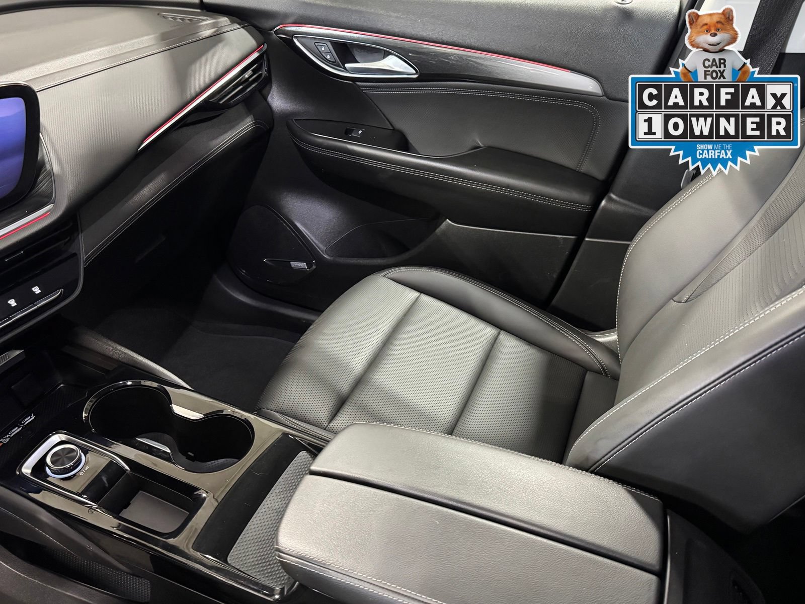 Used 2024 Buick Envision Preferred AWD/4WD image 17