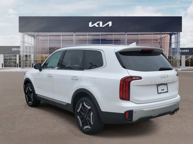 Used 2024 Kia Telluride S image 4