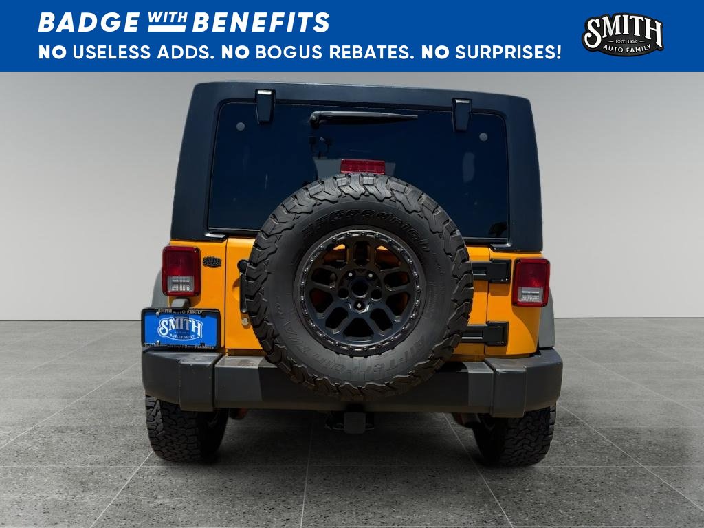 Used 2012 Jeep Wrangler Unlimited Rubicon w/ Connectivity Group AWD/4WD image 5