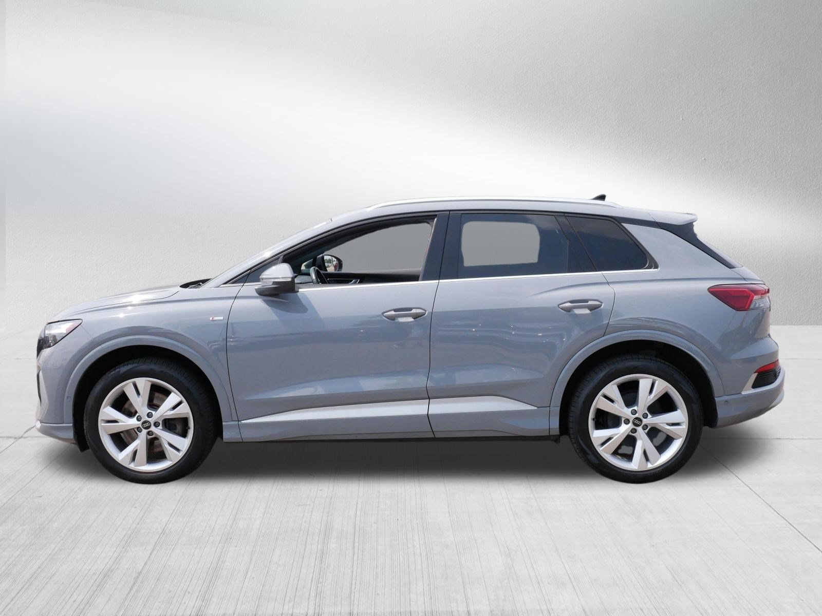 Used 2023 Audi Q4 e-tron Premium Plus w/ Premium Plus AWD/4WD image 4