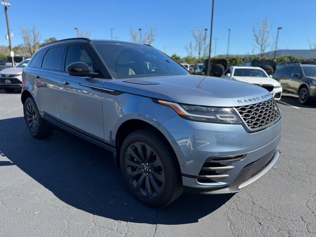 Used 2019 Land Rover Range Rover Velar R-Dynamic SE image 4