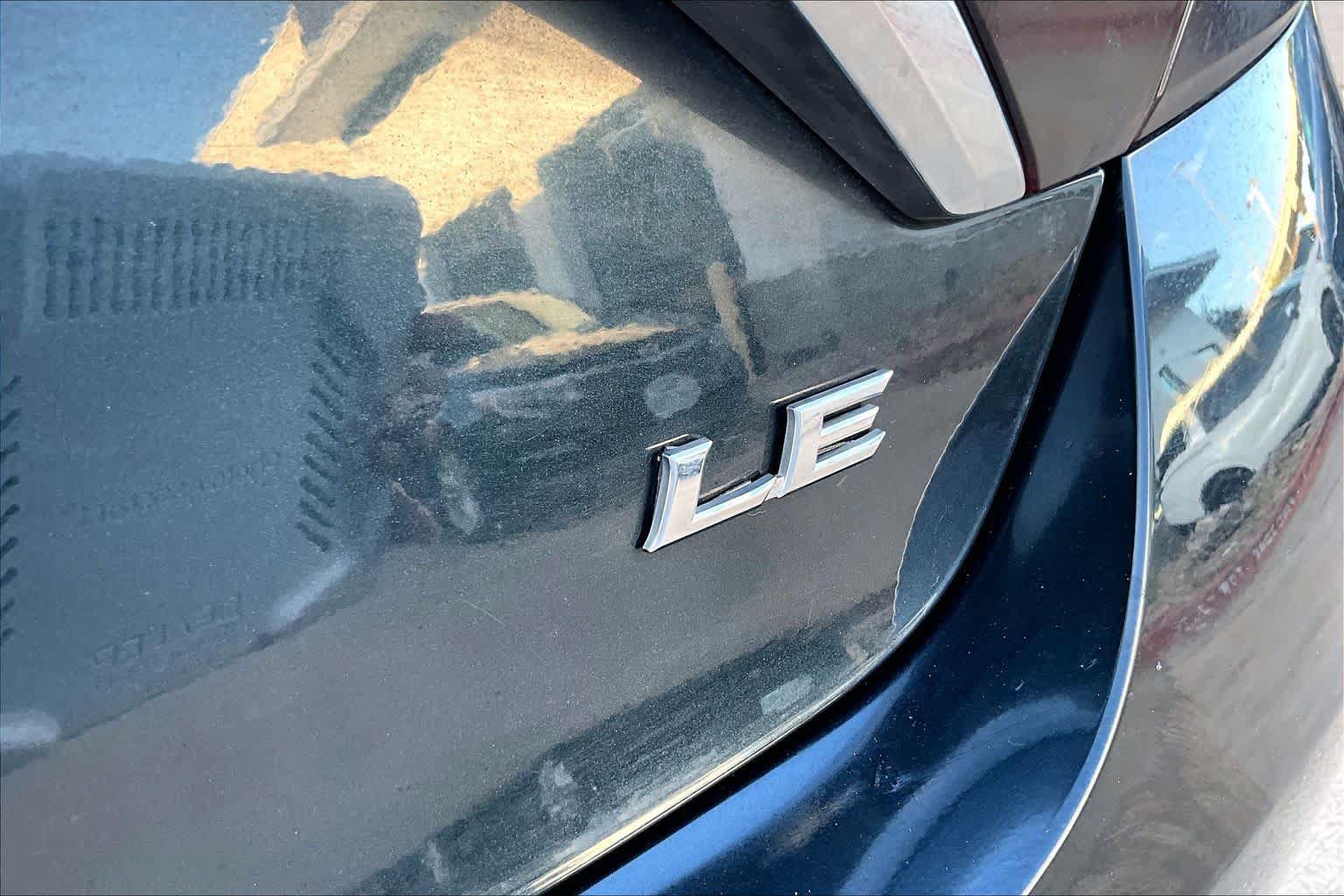 Used 2016 Toyota Camry LE FWD image 10