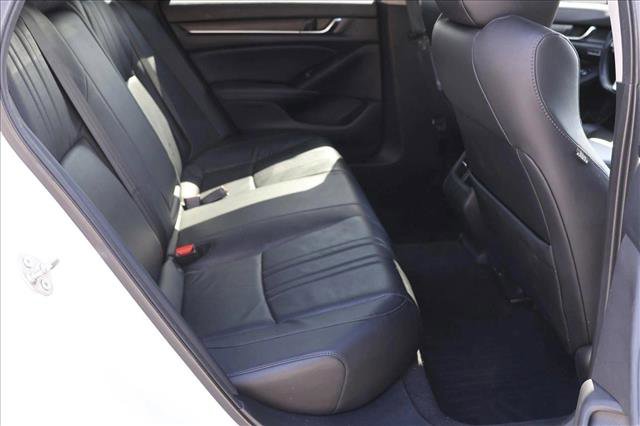 Used 2018 Honda Accord EX-L image 25