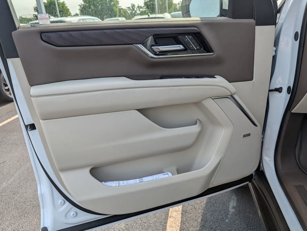 New 2026 GMC Yukon Denali AWD/4WD image 15