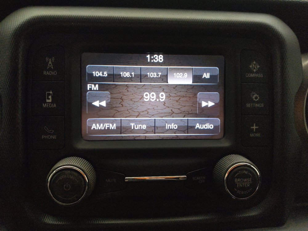 Used 2018 Jeep Wrangler Unlimited Sport image 25