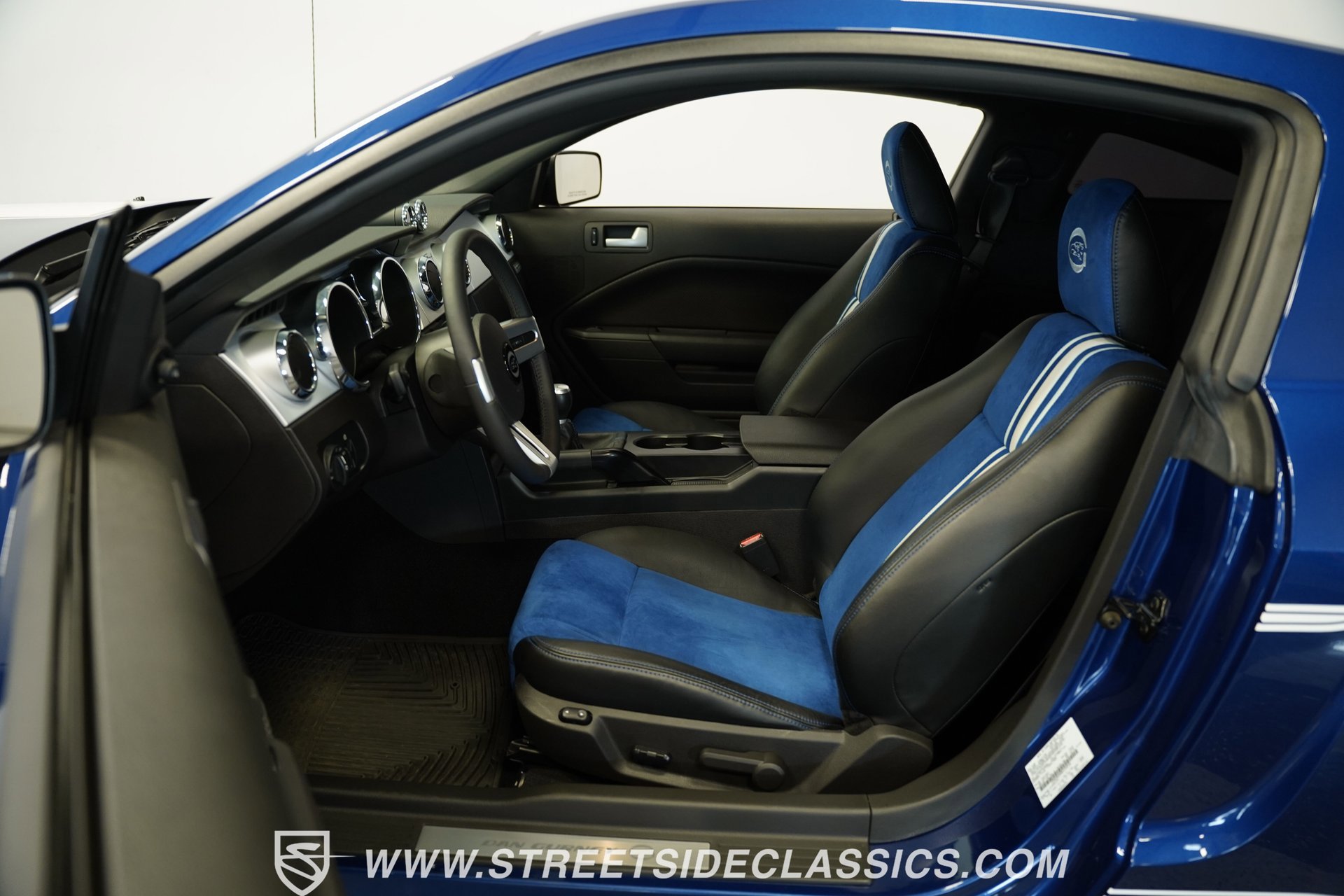 Used 2008 Ford Mustang GT image 3