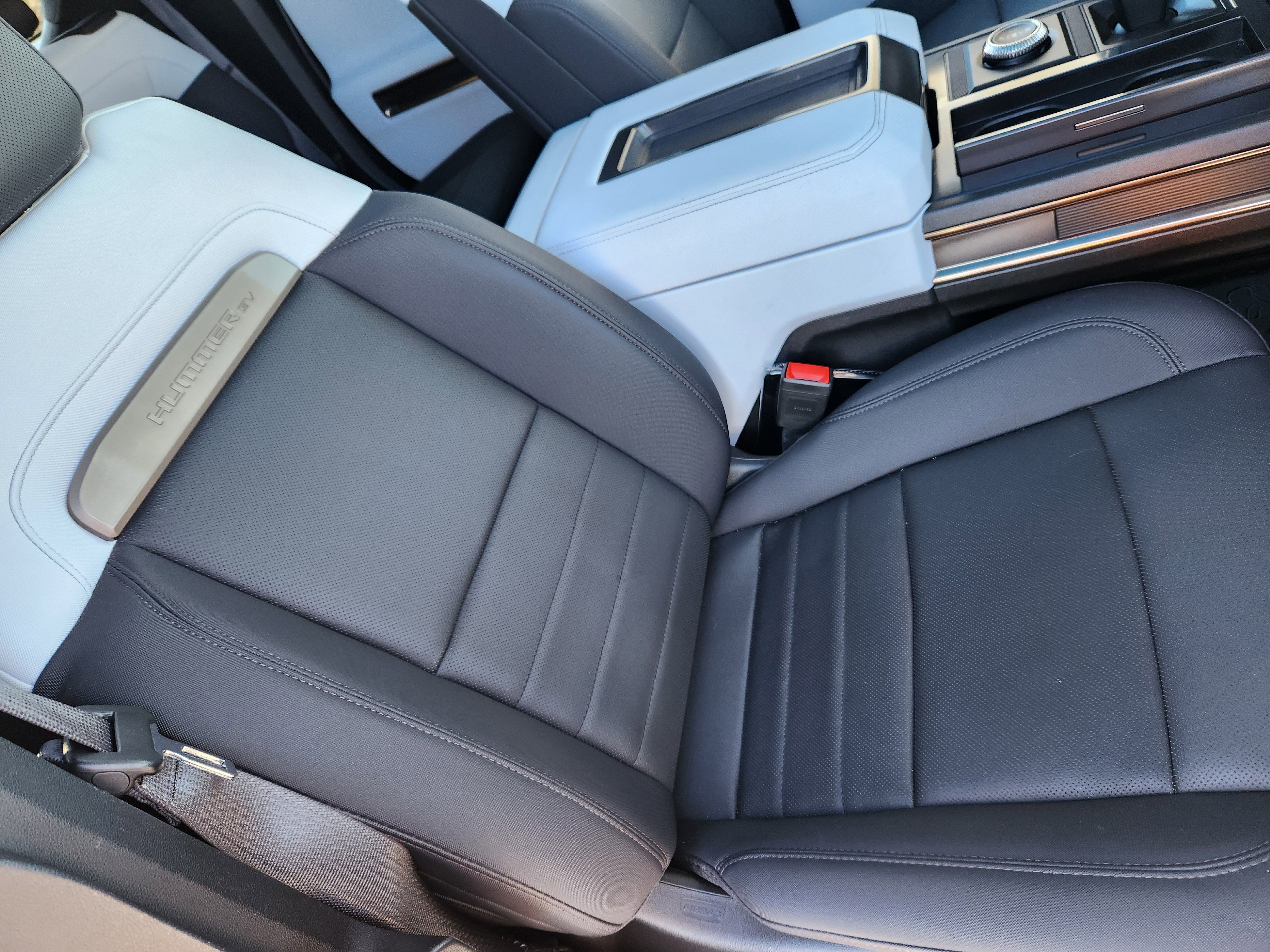 Certified 2024 GMC Hummer EV 3X w/ LPO, Illumination Package image 10