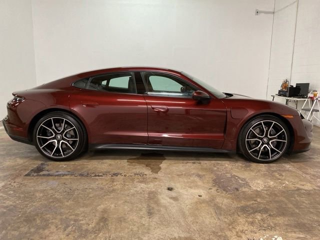 Used 2023 Porsche Taycan w/ Premium Package RWD image 6