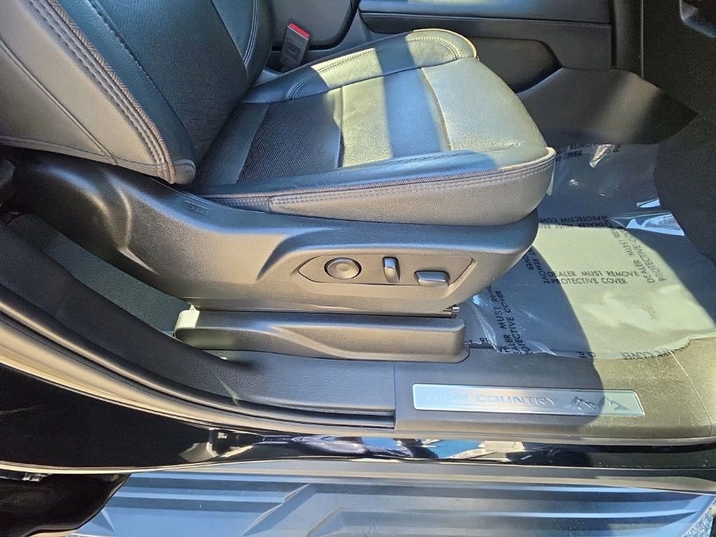 Used 2023 Chevrolet Tahoe High Country image 38