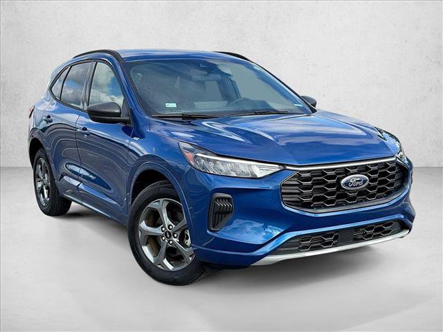 Used 2023 Ford Escape ST-Line w/ Tech Pack #1 AWD/4WD image 9